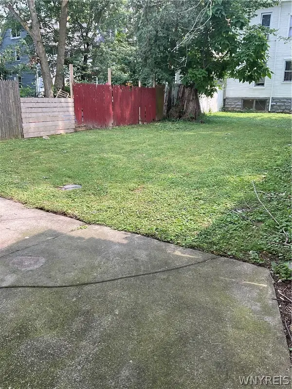 27 Weyand Avenue, Buffalo, NY 14210