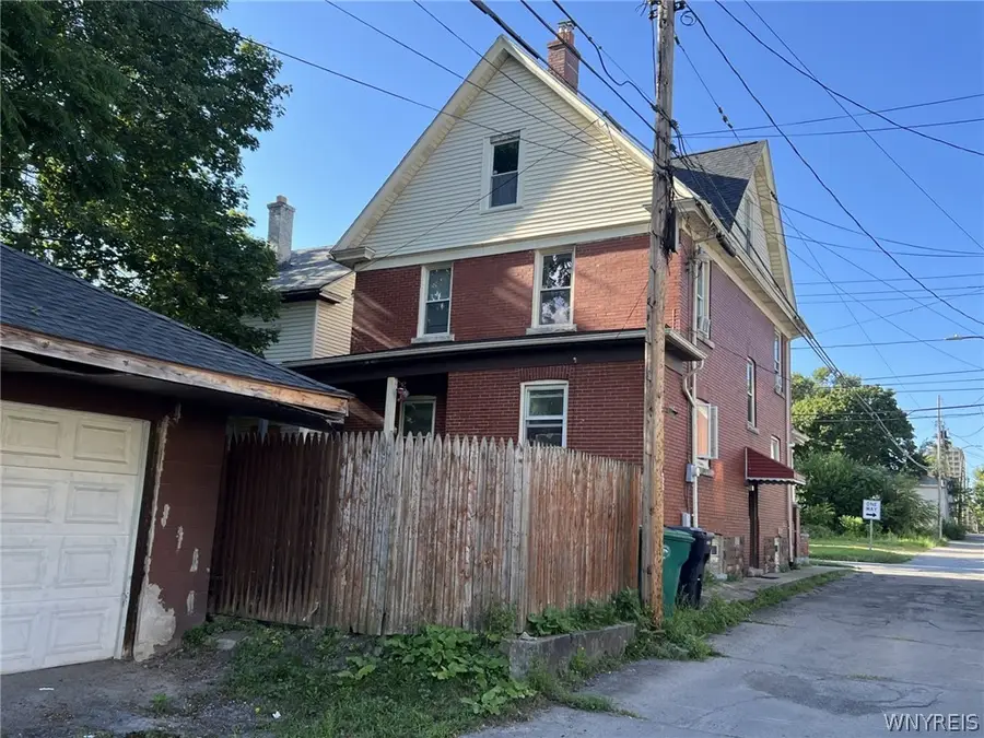 915 Ferry Avenue, Niagara Falls, NY 14301 - #2