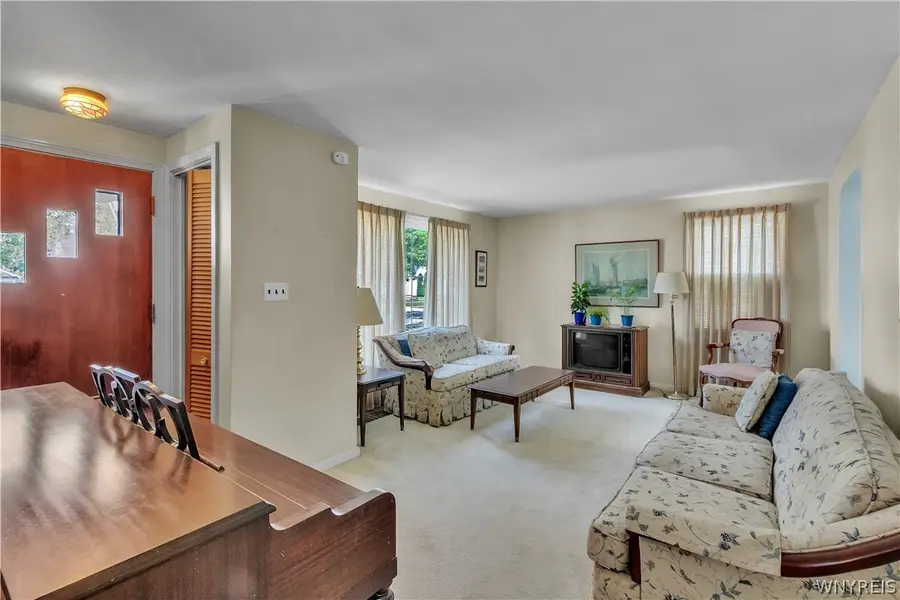 31 Wendover Avenue, Buffalo, NY 14223 - #2
