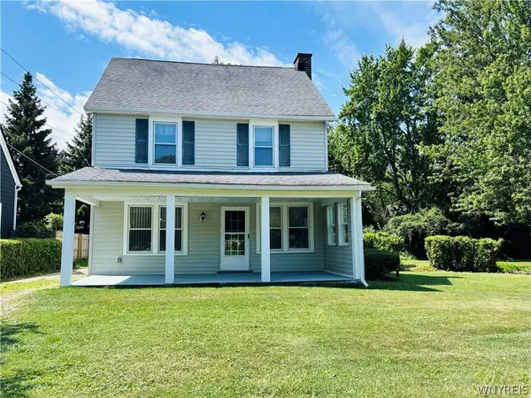 1933 Crescent, Hamburg, NY 14085