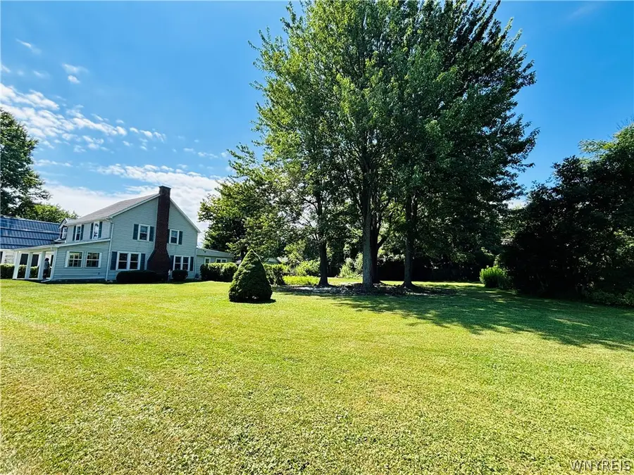 1933 Crescent, Lake View, NY 14085 - #3