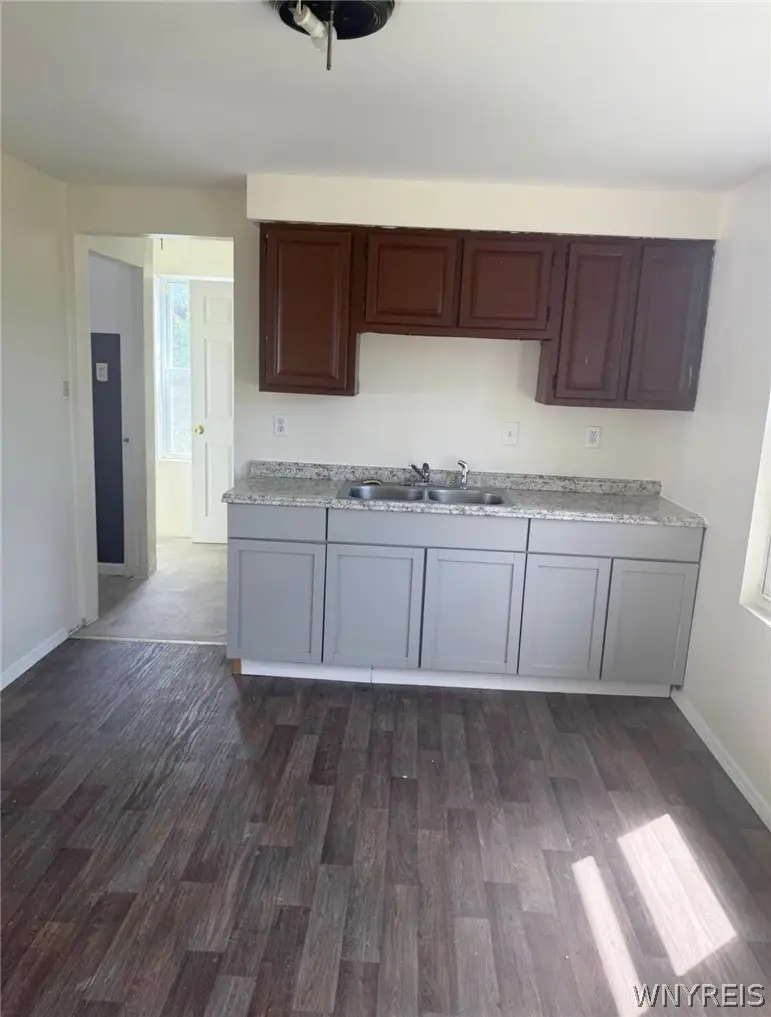 2217 Falls Street, Niagara Falls, NY 14303 - #2