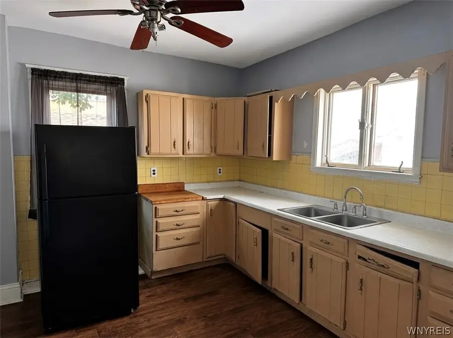1706 Niagara Street, Niagara Falls, NY 14303 - #3
