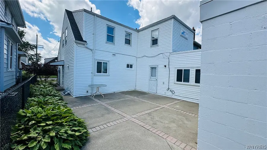 2486 Lasalle Avenue, Niagara Falls, NY 14301 - #3