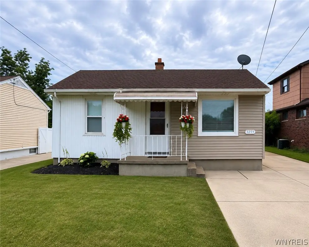 3259 Jerauld Avenue, Niagara Falls, NY 14305 - #1