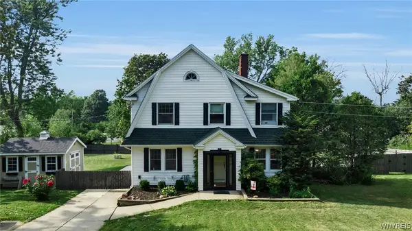 5798 Lakecrest Drive, Lake View, NY 14085