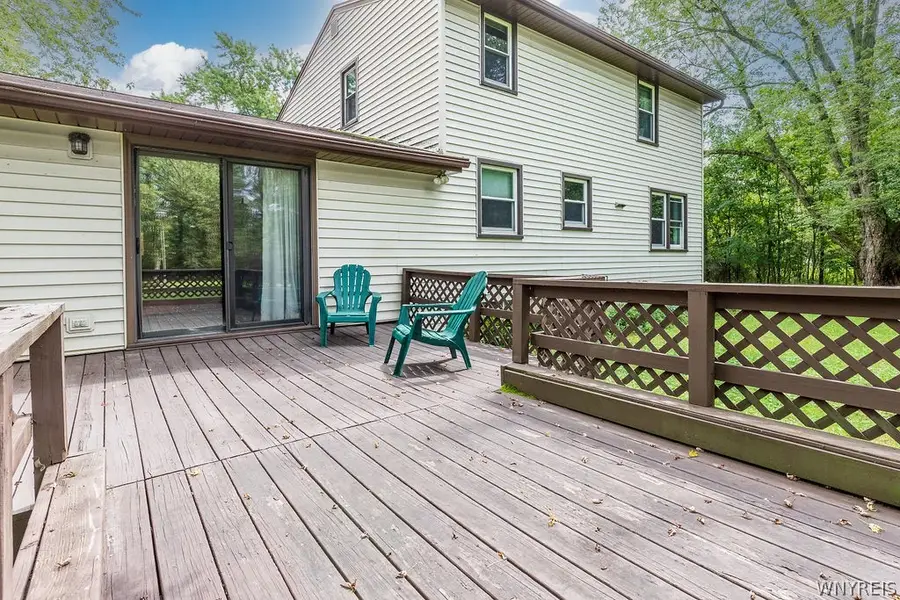 868 Alt Boulevard, Grand Island, NY 14072 - #3