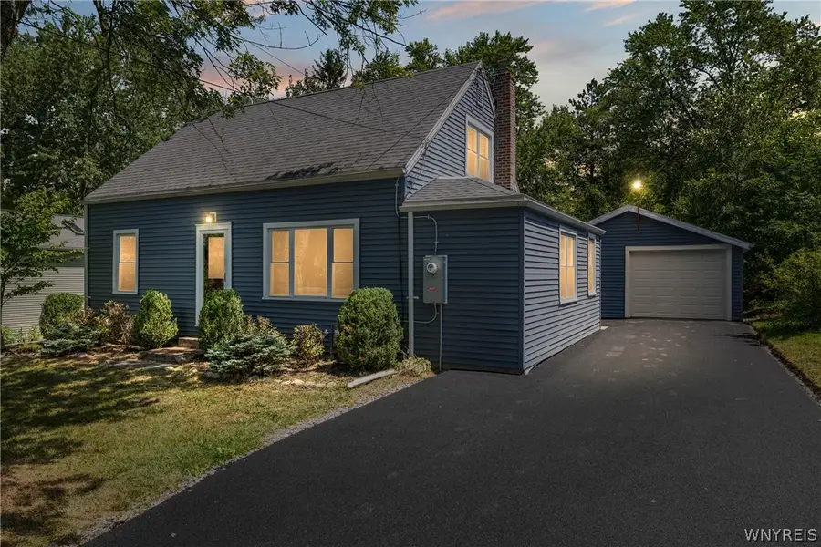 5469 S Freeman Road, Orchard Park, NY 14127 - #2
