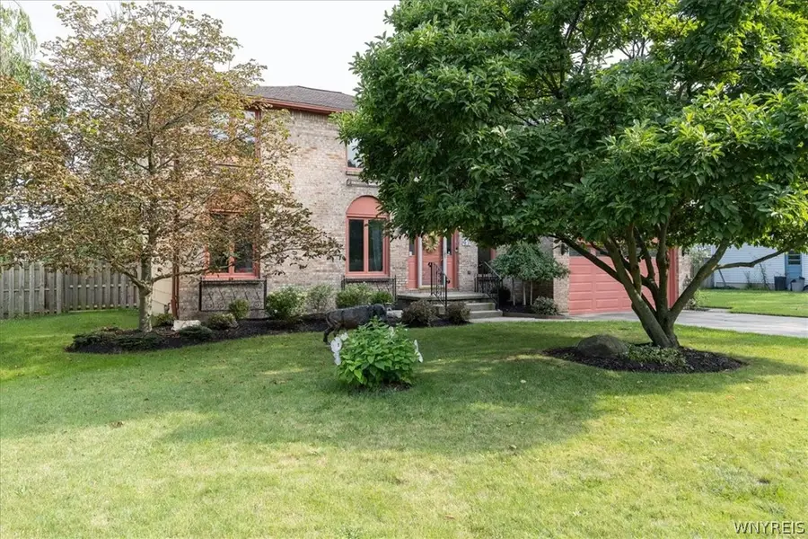 486 Cottonwood Drive, Amherst, NY 14221 - #2