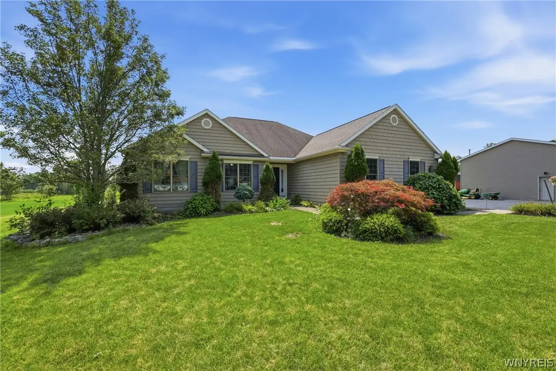 4922 Beach Ridge Road, Lockport, NY 14094 - #1