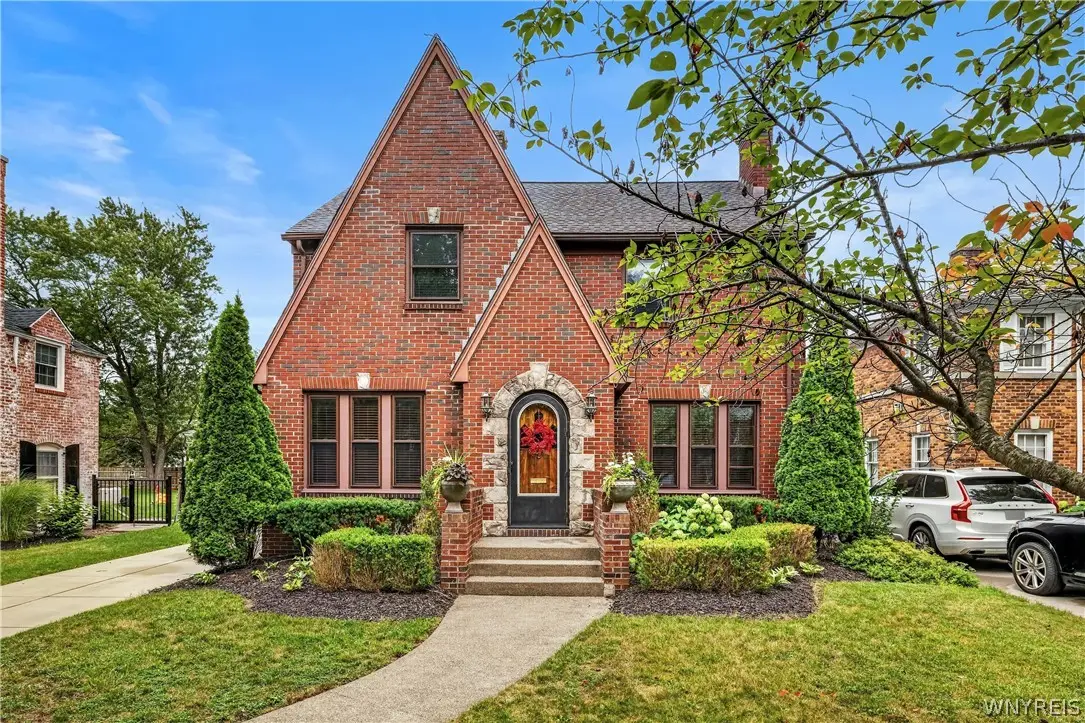 212 Brantwood Road, Buffalo, NY 14226 - #1