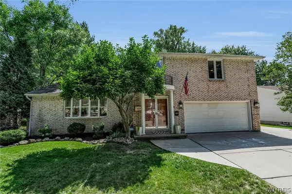 369 Countryside Lane, Buffalo, NY 14221