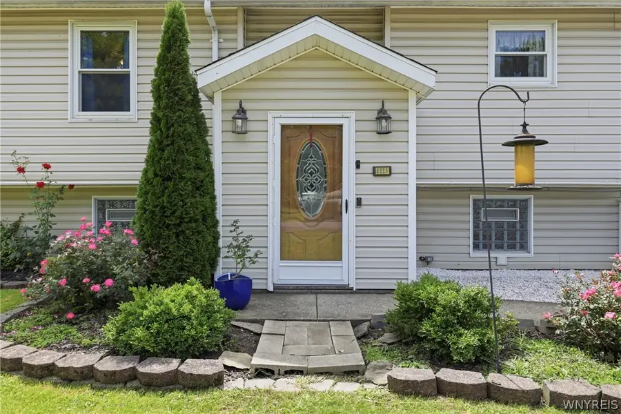 6525 Woodside Place, Niagara Falls, NY 14304 - #3