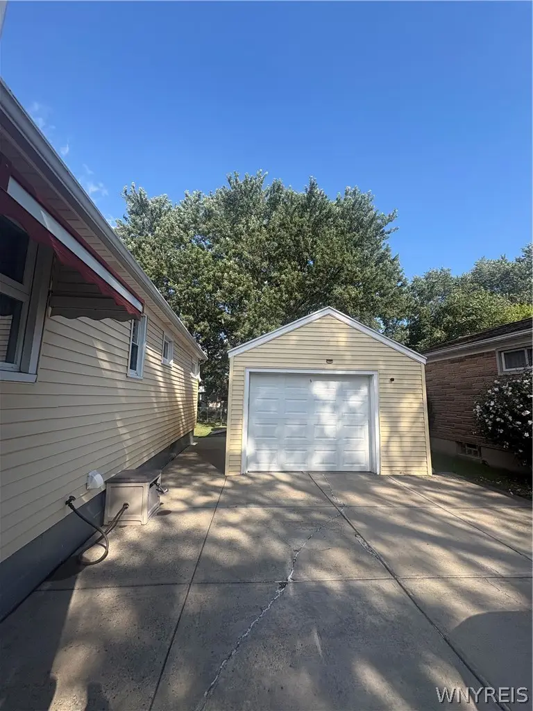 639 Harlem Road, Buffalo, NY 14224 - #3