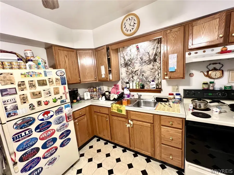 1215 15th Street, Niagara Falls, NY 14301 - #2