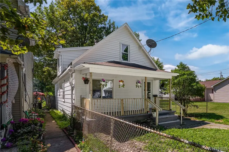 2215 Cudaback Avenue, Niagara Falls, NY 14303 - #2
