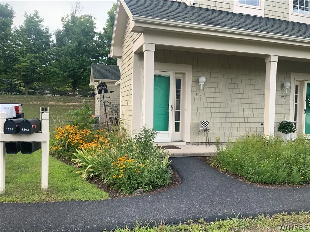 1201 Greymoor, Baldwinsville, NY 13027 - #1