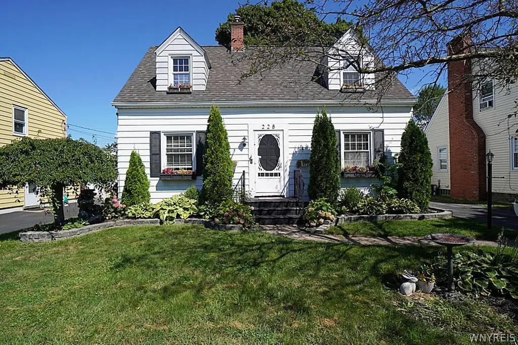 228 Lindsay Place, North Tonawanda, NY 14120 - #1