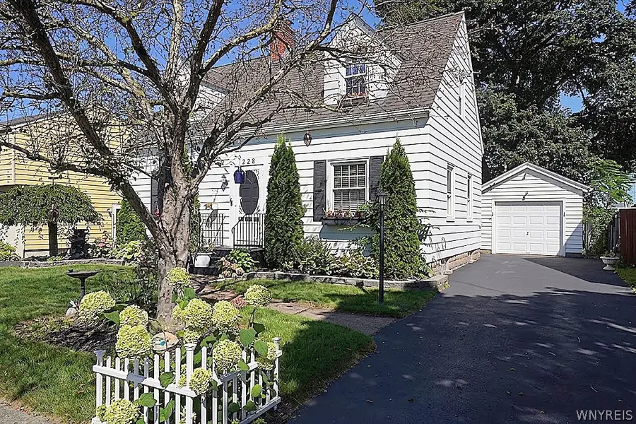 228 Lindsay Place, North Tonawanda, NY 14120 - #2