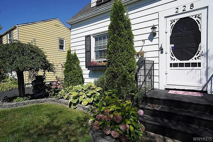 228 Lindsay Place, North Tonawanda, NY 14120 - #3