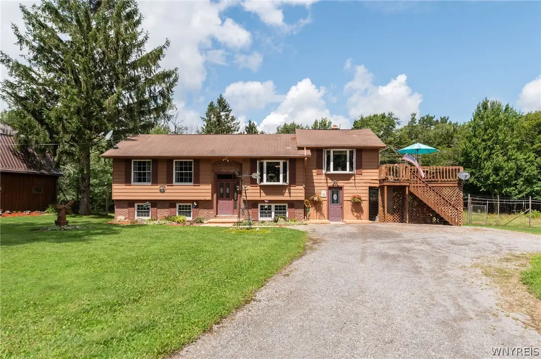 2025 Thomas Road, Varysburg, NY 14167 - #1