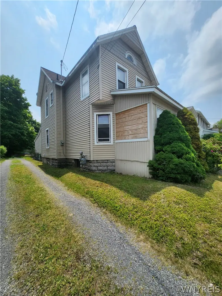 409 W Main Street, Waterloo, NY 13165 - #2