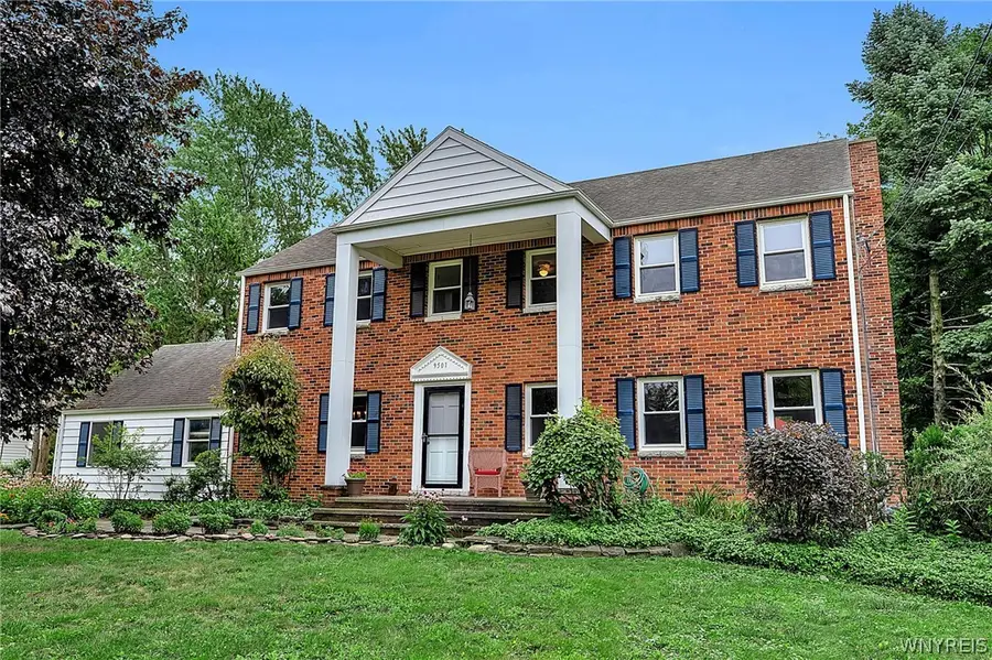 9501 Greiner Road, Clarence, NY 14031 - #2