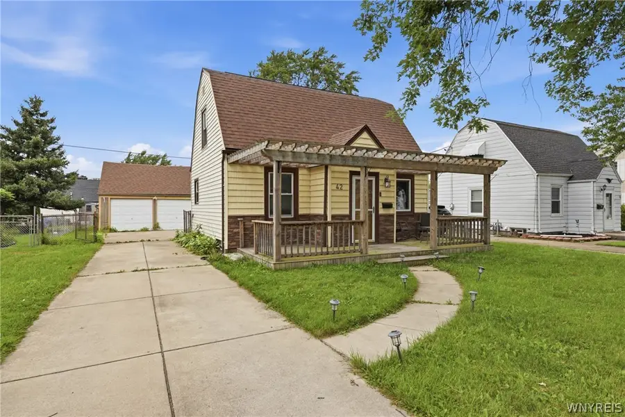42 Lindbergh Court, Buffalo, NY 14225 - #2