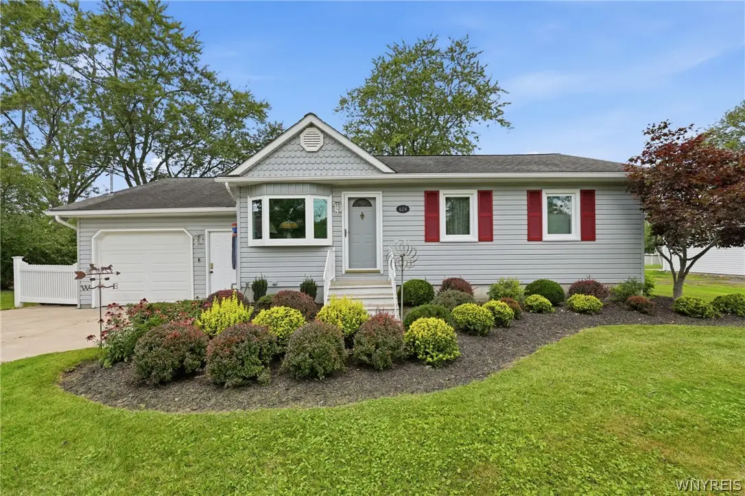 624 Alt Boulevard, Grand Island, NY 14072 - #1