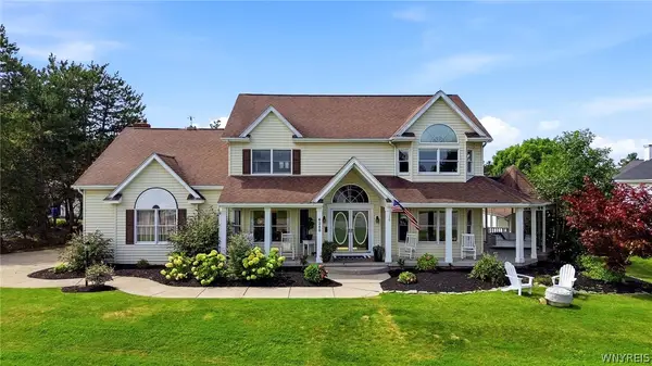 6280 Crosswinds Court, East Amherst, NY 14051