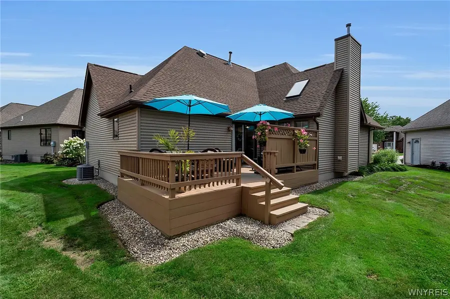 15 Heathrow Court, Buffalo, NY 14221 - #2