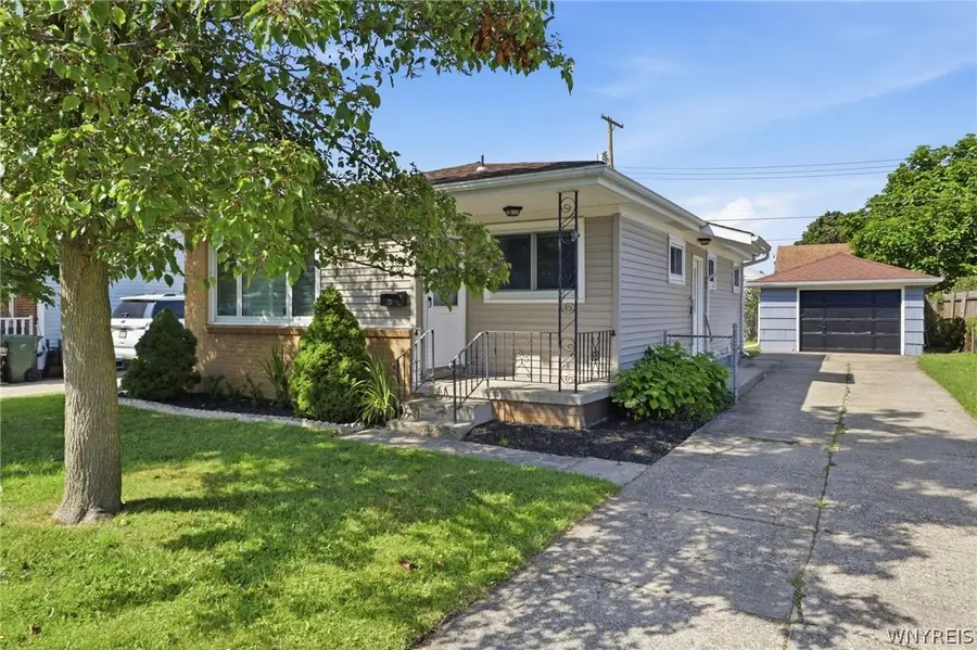 220 Bissell Avenue, Depew, NY 14043 - #3