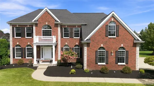 8817 Stonebriar Drive, Clarence Center, NY 14032