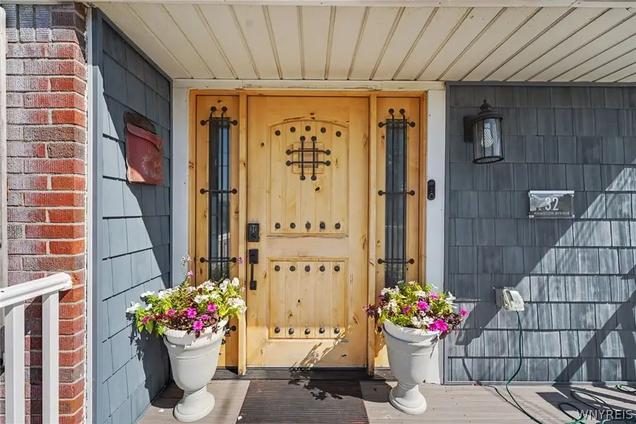 32 Hamilton Avenue, Buffalo, NY 14218 - #3