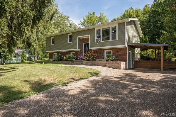 10807 Santello Drive, North Collins, NY 14111