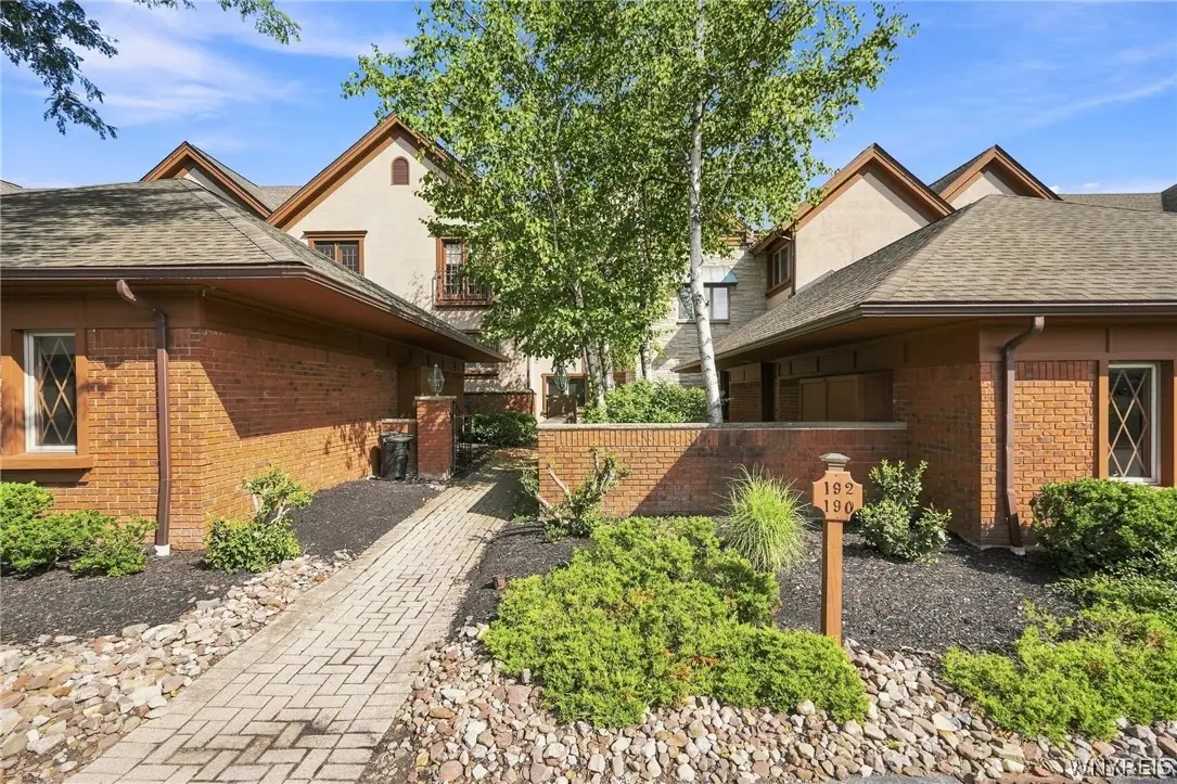190 Castlebrook Lane, Buffalo, NY 14221 - #1