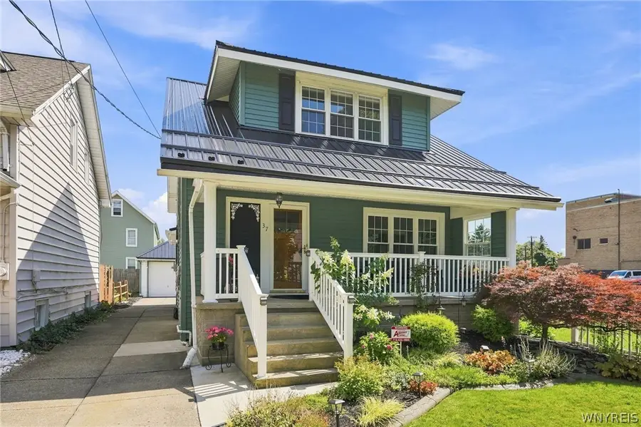 37 Strathmore Avenue, Buffalo, NY 14220 - #3