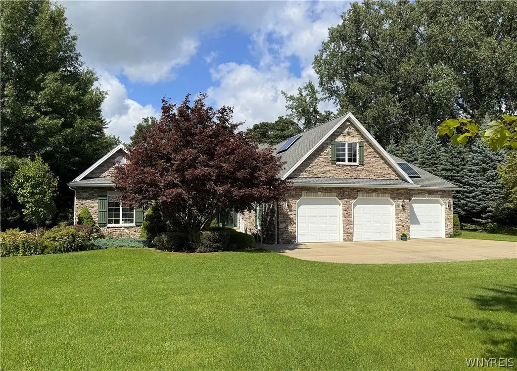 10580 Tillman Road, Clarence, NY 14031 - #1