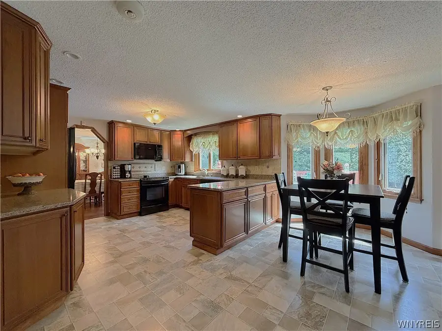 15 Bywater Drive, Getzville, NY 14068 - #3