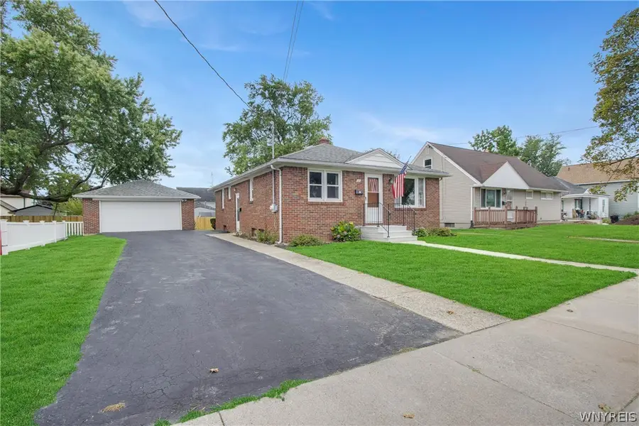 27 Newell Avenue, Lancaster, NY 14086 - #2