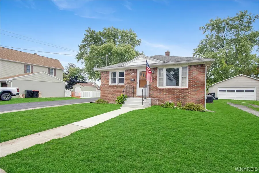 27 Newell Avenue, Lancaster, NY 14086 - #3