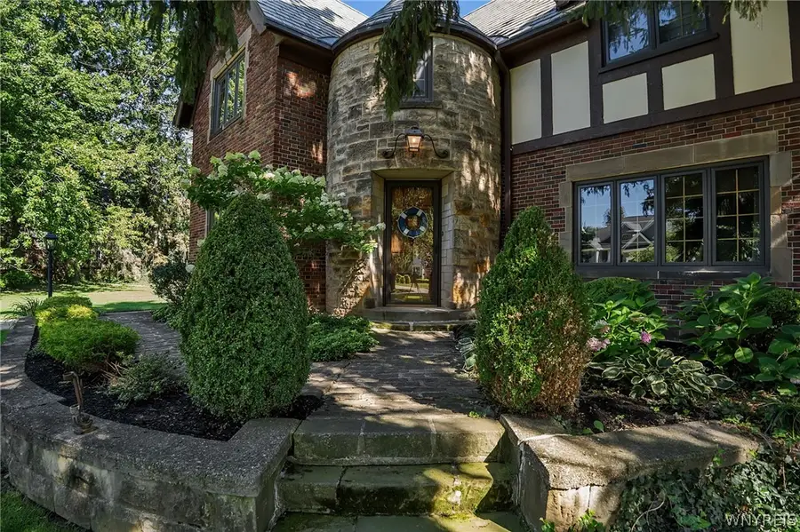 18 Harper Road, Buffalo, NY 14226 - #2