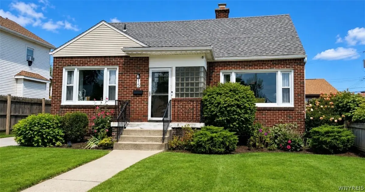 15 Kenton Road S, Buffalo, NY 14217 - #1