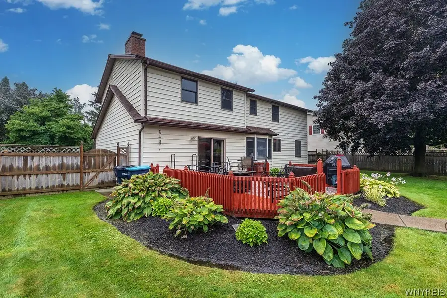 109 Autumnwood Drive, Grand Island, NY 14072 - #3