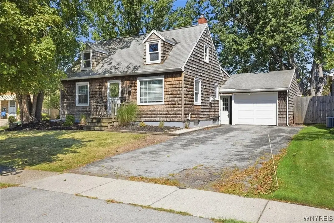 132 Farmingdale Road, Buffalo, NY 14225 - #1