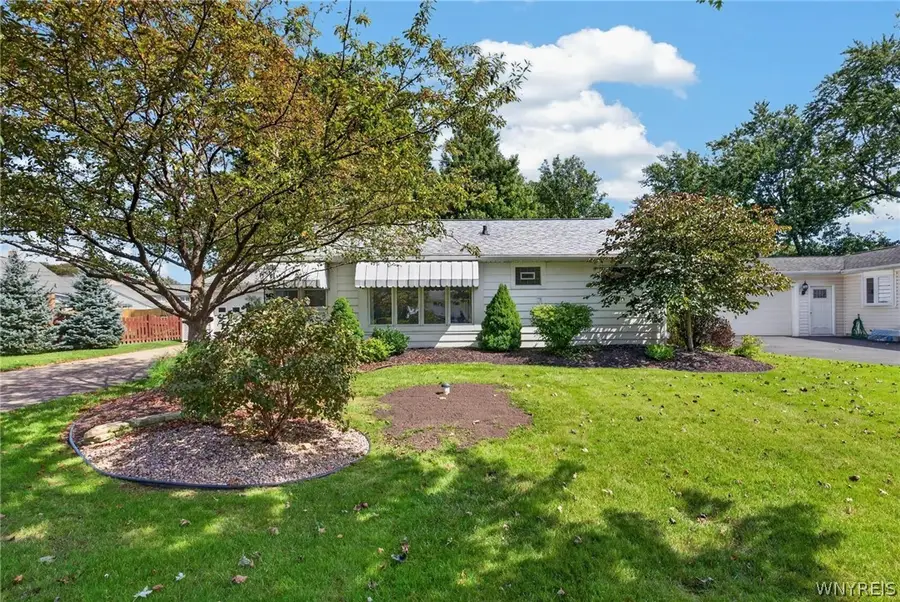 16 Pearce Drive, Buffalo, NY 14226 - #2