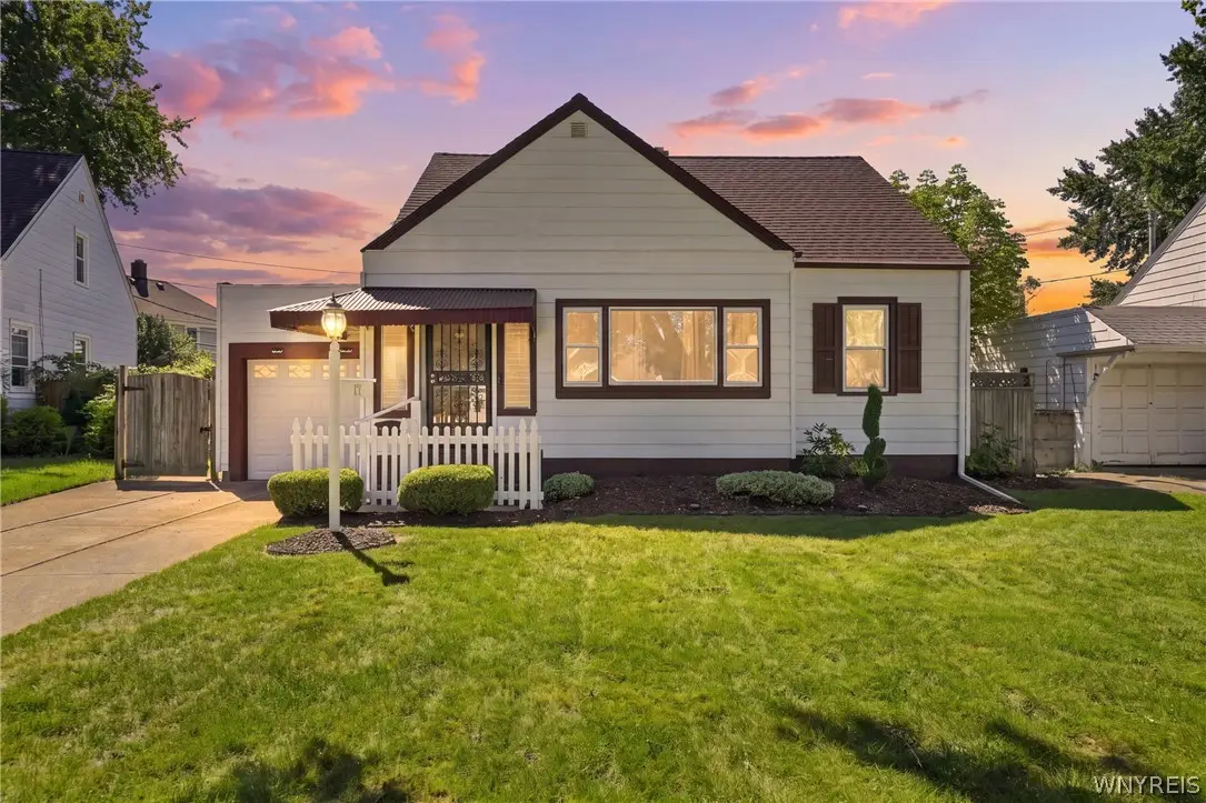 17 Campwood Court, Buffalo, NY 14215 - #1