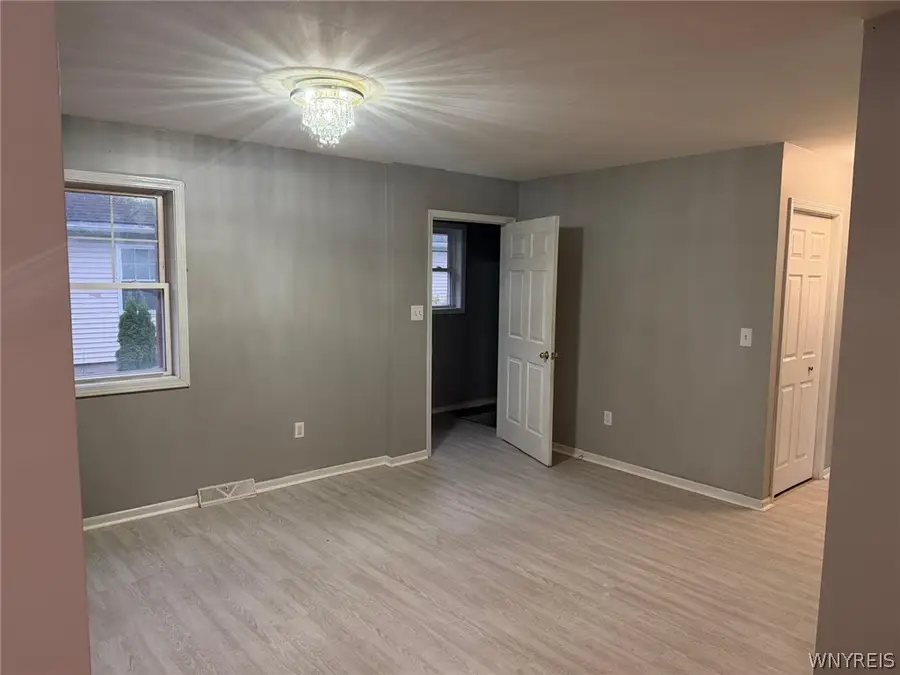 98 Fox Street, Buffalo, NY 14212 - #2