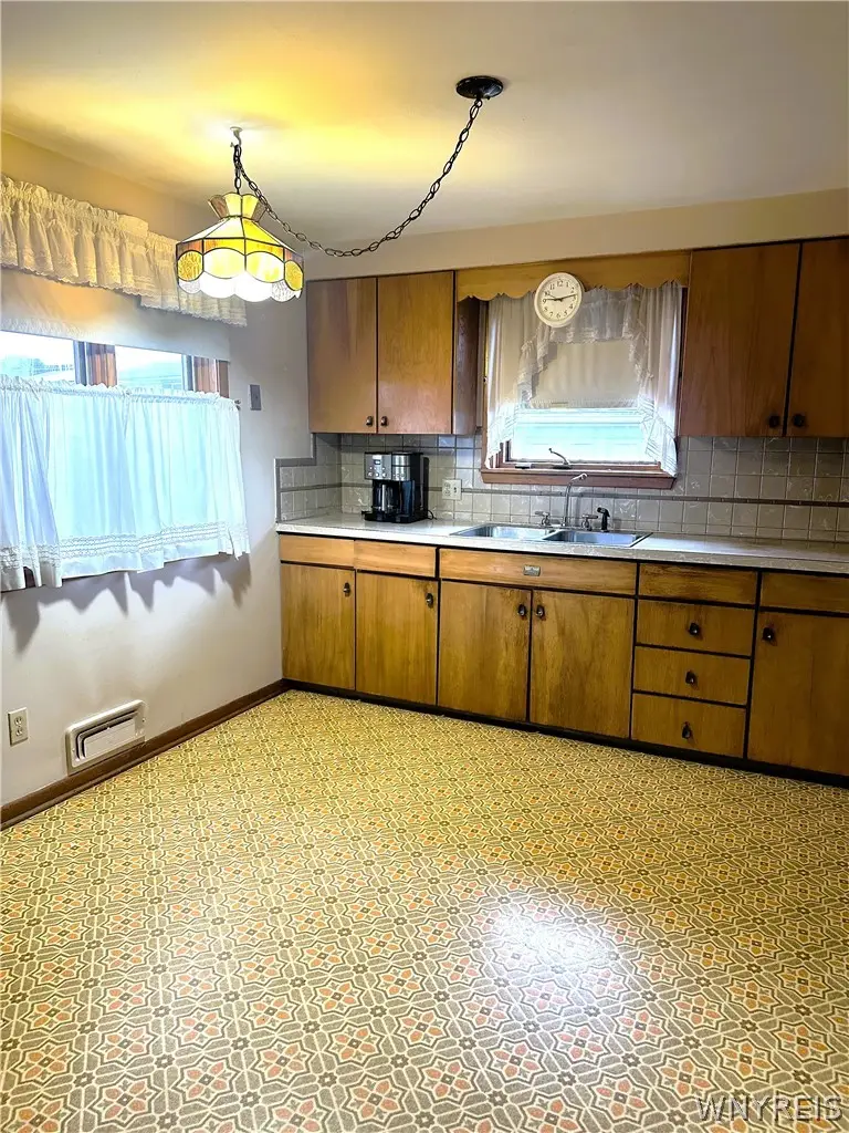 1233 George Urban Boulevard, Buffalo, NY 14225 - #3