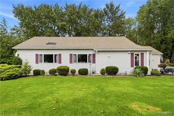 29 Abt St, Williamsville, NY 14221